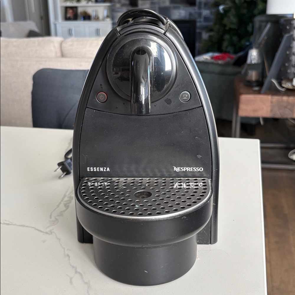 Nespresso Essenza Mini Black Coffee Maker